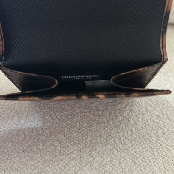 DOLCE & GABBANA Wallet (Brand New, D&G Certificate of Authenticity Included) - Picture 6 of 14